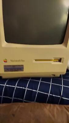 Vintage Apple Macintosh Plus Desktop Computer - M0001A • $500