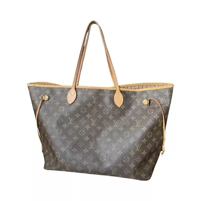 Louis Vuitton Authentic Neverfull GM Tote Monogram • $362