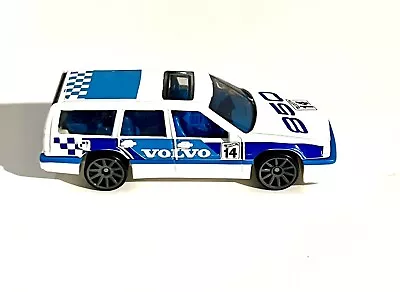 Hot Wheels Volvo 850 Estate White 1:64 Diecast Loose • $5.99