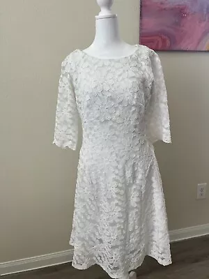 Rabbit Rabbit Rabbit  Designs White Embroidered Flower Design Dress Size 8 • $6.40