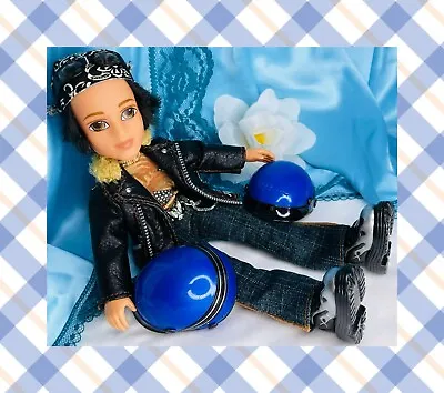 ❤️Bratz Boyz Cade Motorcycle Style Boy Doll Original OUTFIT Shoes Helmet Biker❤️ • $26