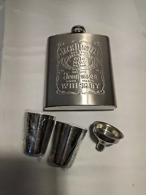 Jack-Daniels-Hip-Flask-gift-set-Portable-Pocket-Stainless-Steel-flask 7oz • £12.99