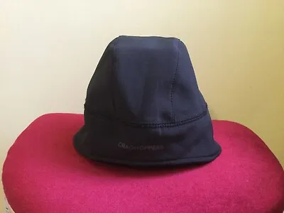 Craghoppers Teen/ladies Black Beanie Style Hat • £7