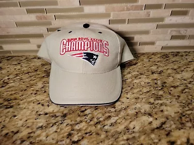 New England Patriots Hat Super Bowl XXXVIII Champions Cap Adjustable NFL Beige • $16.91