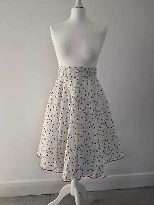Vintage White Polkadot Circle Skirt (s8-10) • £4.50