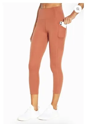 Marika Jenna Side Pocket Capri Leggings. NWT. Medium. • $15