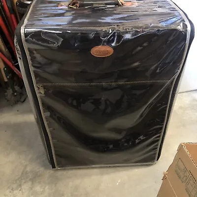 $140 • Buy Dakota By Tumi B27“ Black Upright Wheeled Carry On Suitor Suitcase