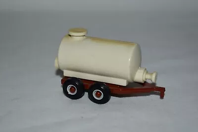 Ertl 1:64 Honey Wagon Liquid Manure Spreader White Tank • $4.99