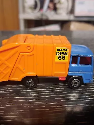 Matchbox Superfast 36 Refuse Truck - Blue Orange • $4