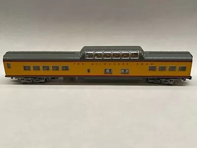 Kato Smoothside Passenger Vista Dome Coach Car The Milwaukee Road N-Scale • $59