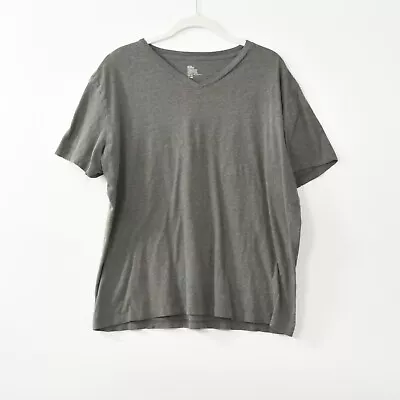 H & M Mens Gray T-Shirt Solid V-Neck Short Sleeve Pullover Regular Size XL • $9.94