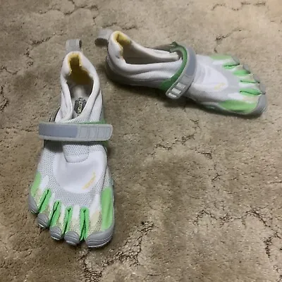 Vibram Fivefingers TrekSport White Green Barefoot Running W3545 Sz 6 EU 36 Adj • $24.98