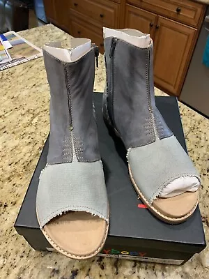 $34.89 • Buy NIB, EVERYBODY B.Z.MODA Bootie Shoe - Grey Leather/Fabric, Open Toe, Flat, 38.5