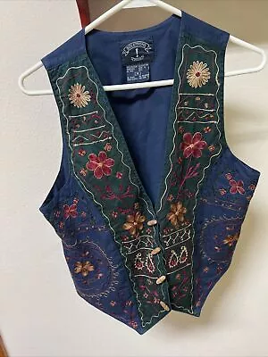 Vintage 90s Solutions Blue Chambray Embroidered Flowers Vest Wood Buttons Sz M • $18.88