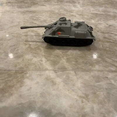 Die Cast Miniature Heavy Tank - World War II - 1/110 Scale -Uniborn - Camouflage • $14.99