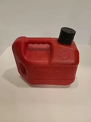 BLITZ 1 GALLON 4 OZ. PLASTIC FUEL PRE-BAN GAS CAN Model#50805 EX CONDITION! Lot2 • $22.99