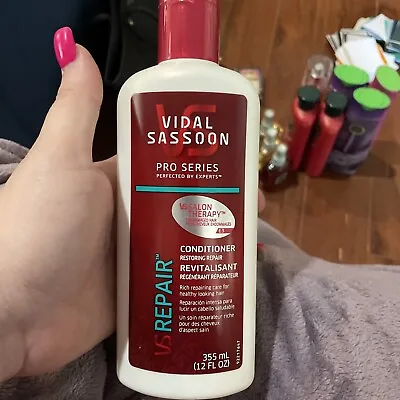 VS Vidal Sassoon Pro Series Restoring Repair Replenishing Conditioner 12 Oz • $19.99