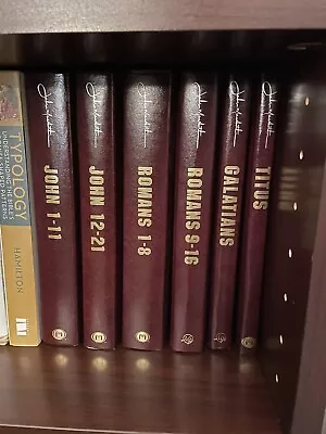 MacArthur Bible Commentary (Lot Of 6) • $125