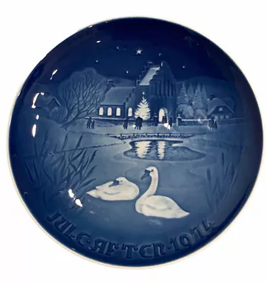 Royal Copenhagen B&G “Christmas In The Village” 1974 Limited Collector Plate • $8.49