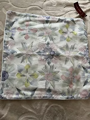$8 • Buy Pillow Cover Off White Flowered Zara Home