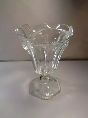 Vintage Tulip Ice Cream Sundae Dish Scalloped Edge • $9.95