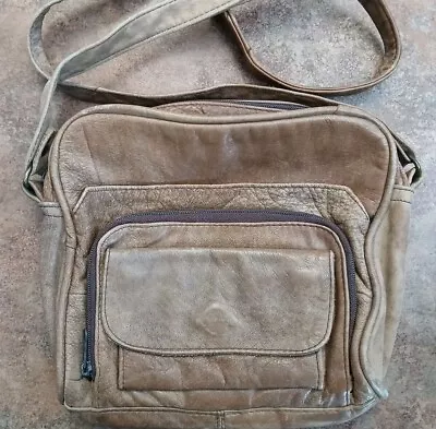 VTG Leather Multi Pocket Crossbody Shoulder Bag Purse W/ Wallet-9x9x2.5 • $28.79