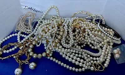 Vintage/ Modern Faux Pearl Jewelry Lot     (#71 ) • $7.53