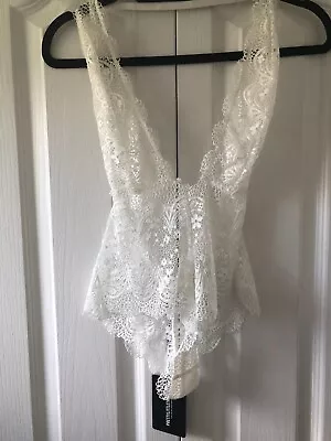 £7 • Buy NWT: Pretty Little Thing Sheer Lace Backless Body