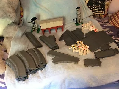 £11 • Buy Thomas The Tank Engine Track And Accessories . 2 Sets 