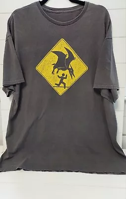 Mens Road Sign Funny Traffic Caution Dinosaur Crossing Tee Shirt ( XL ) PREOWNED • $12.99