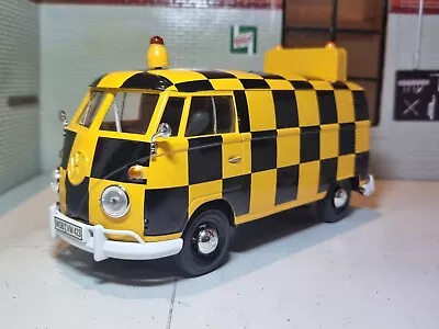 VW Runway Airport T1 Type 2 1962 Volkswagen Follow Me 1:24 Diecast Model Van Bus • $43.92