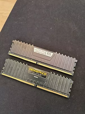 Corsair Vengeance LPX 32GB (2x16gb) PC4-24000 (DDR4-3000) Memory • £40