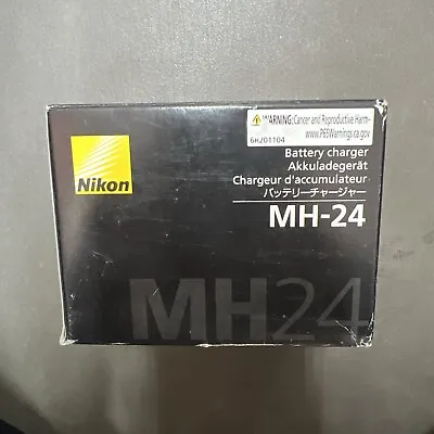 Original Nikon MH-24 Fast Charger - 27019 Charger For Lithium Ion Batteries • $22