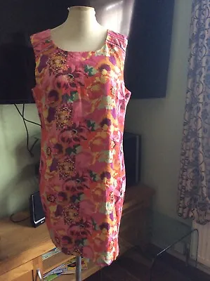 £5 • Buy Linen Blend Flowered Dress Size 16