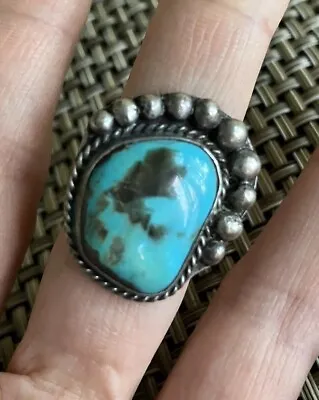 Vintage Navajo Ring Sterling Silver Turquoise Single Band Running Bear Size 8 • $50