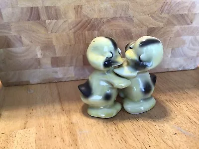 Vintage Van Tellingen Ducks Yellow Hugging Huggers Salt And Pepper Shakers FW28 • $24