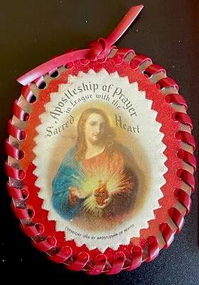 Vintage Catholic Encased Apostleship Of Prayer Religious Scapular • $9.99