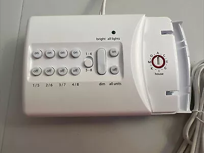 $7.99 • Buy RadioShack Home Automation Plug ‘n Power Mini Controller Center  61-3001