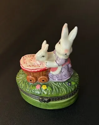 Bunny Rabbit Mom And Baby Trinket Box • $17.95
