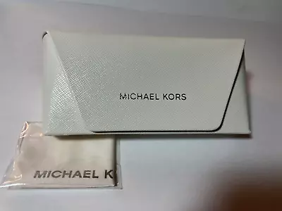 NEW AUTHENTIC  MICHAEL KORS WHITE LARGE SUNGLASS CASE W/CLOTH • $12.50