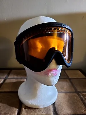 Vtg Oakley Ski Goggles Black O-Frame With Amber Lens -Adjustable Strap Snowboard • $29.99