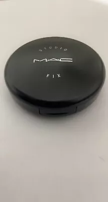 Brand New - MAC  Studio Fix Powder Plus Foundation   15gm - Shade NC20 • £19.99