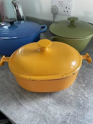 RARE Le Creuset Yellow Vintage 25 Oval Mama Enzo Mari • £120