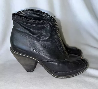 Miss Albright Leather Peep Toe Zip Chunky Cone Heel Ankle Booties 9 • $34.99