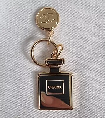 CHANEL No 5 Perfume Bottle Charm Gold Colour Pendant  • £35