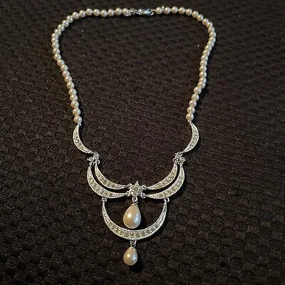Dainty Monet Necklace Silver Tone Pearl Rhinestone Cascading Pendant • $9.99