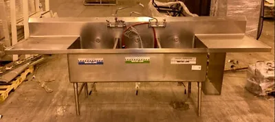9' 1/2 3 Basin Stainless Steel Lab / Cafeteria Sink 114x31x44 • $1098.90
