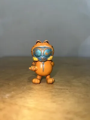 Vintage 90s Garfield Alien 2” PVC Vinyl Figure Halloween Area 51 UFO Capsule Toy • $14.99