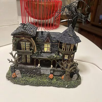 Department 56 The Munsters Hawthorne Village  1313 Mockingbird Lane  78030 • $105