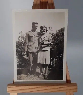 1939-1945 B&w-wwii Militaria Photo Memorabilia~royal Air Force War Hero Couple • £18.99